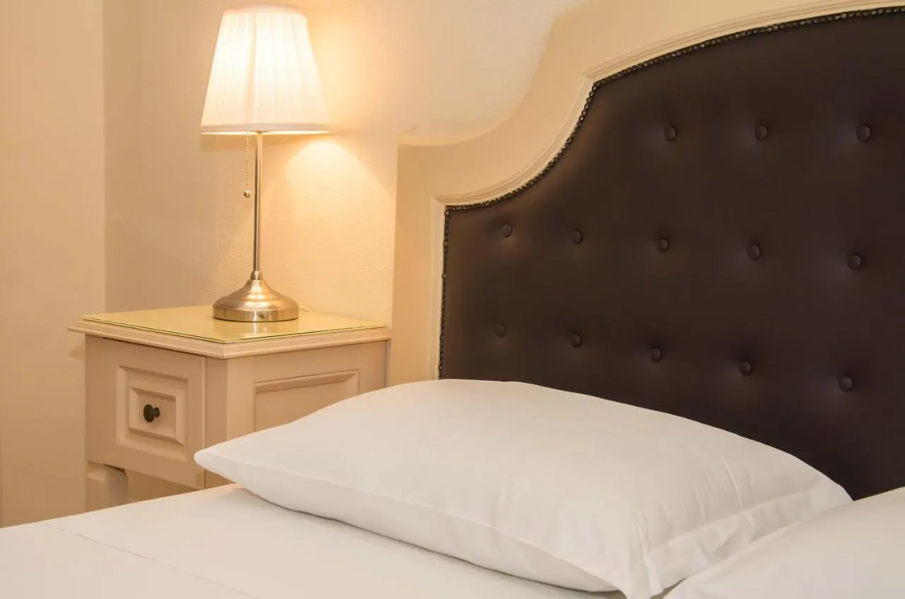 Nocleg ze śniadaniem La Collegiata Guest House Katania